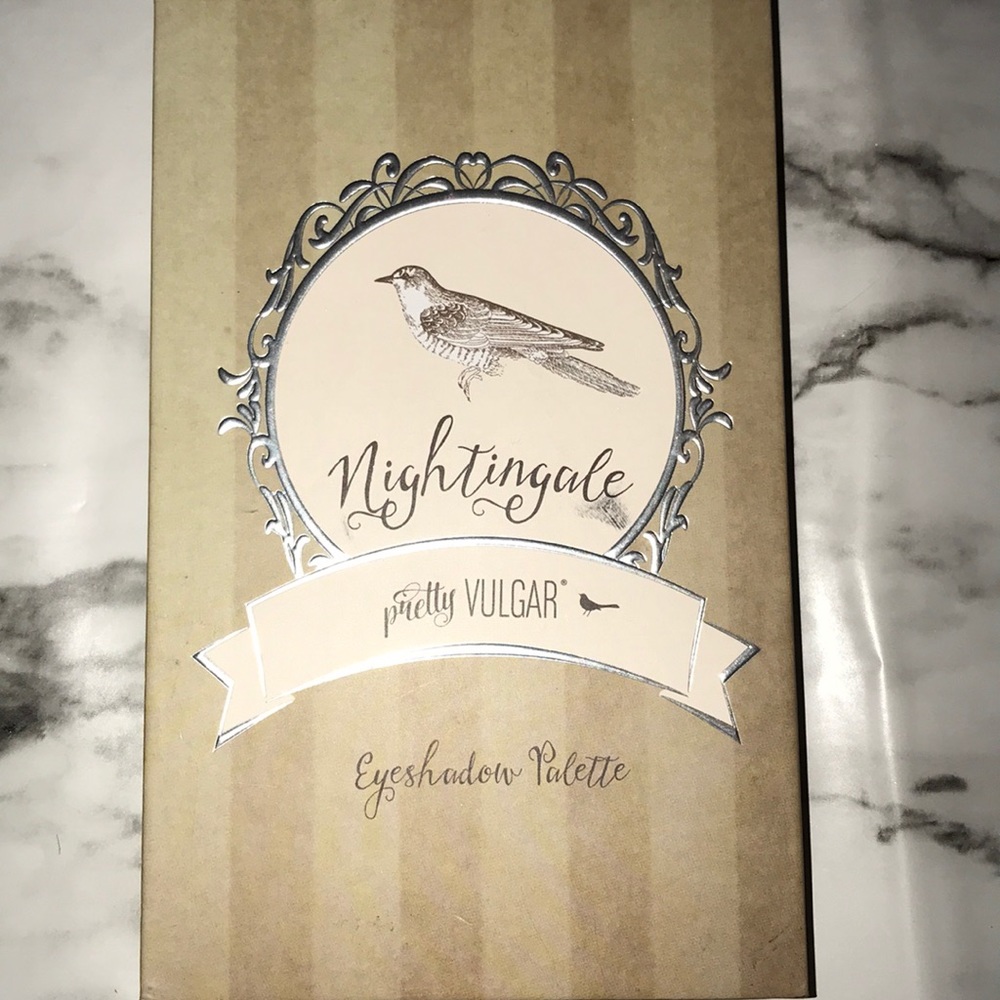 Pretty vulgar nightingale eyeshadow palette